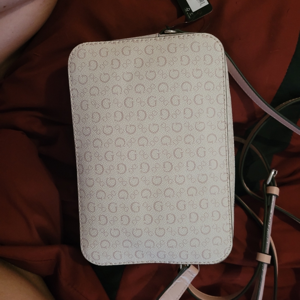 Purse - Picture 2 of 5